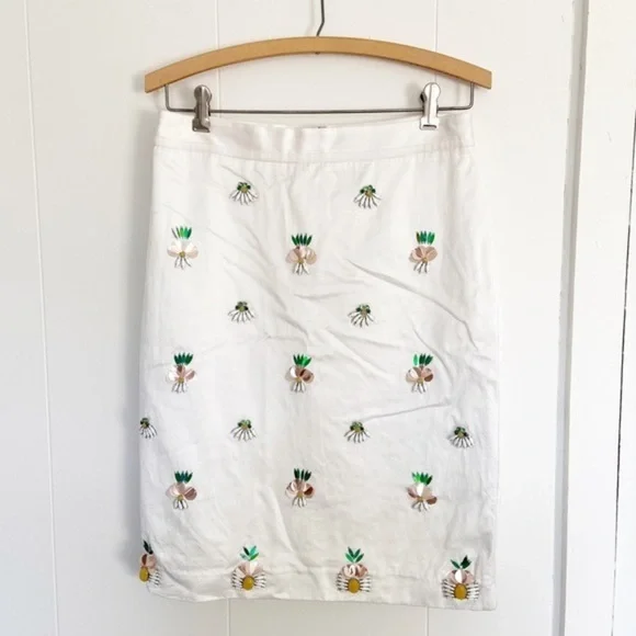 Banana Republic White Pineapple Embellished Skirt - Picture 3 of 10